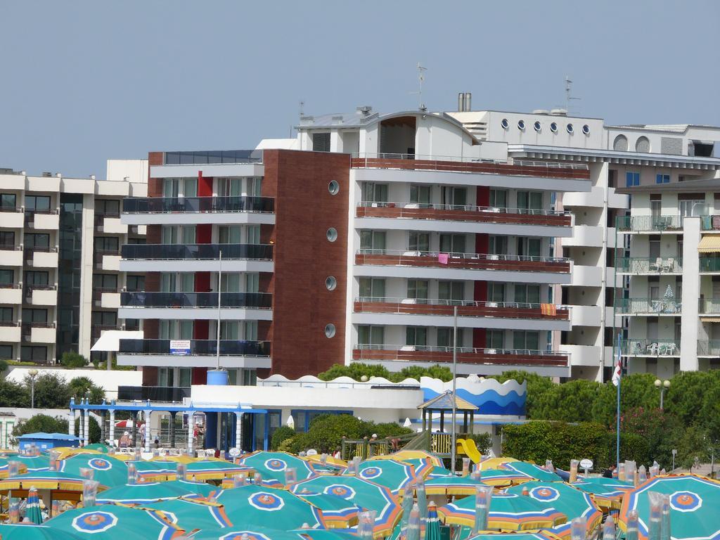 Residence Panorama Apart Hotel Bibione Eksteriør bilde
