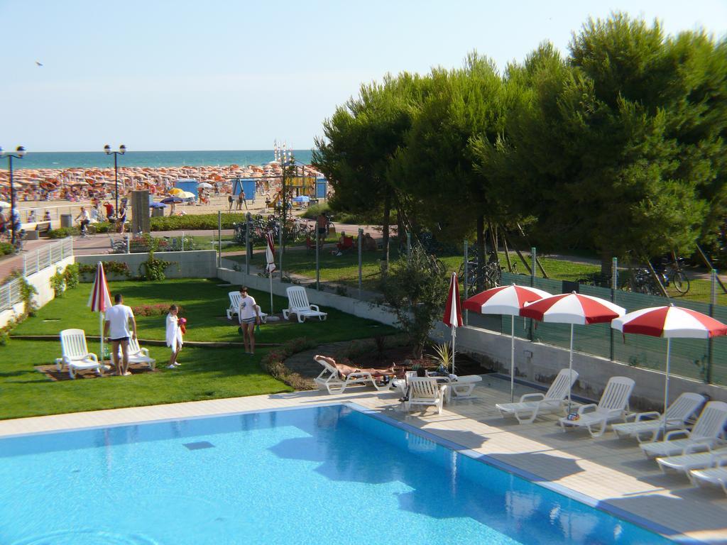 Residence Panorama Apart Hotel Bibione Eksteriør bilde